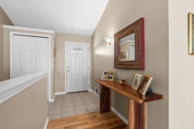 2912 Mandarin Grove Lane, Kalamazoo, MI 49004