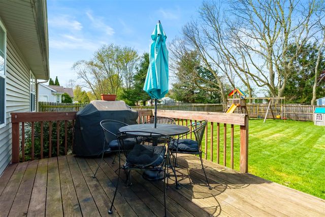 2912 Mandarin Grove Lane, Kalamazoo, MI 49004