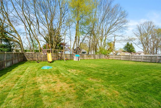 2912 Mandarin Grove Lane, Kalamazoo, MI 49004