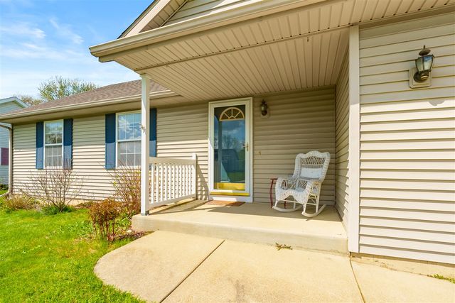 2912 Mandarin Grove Lane, Kalamazoo, MI 49004
