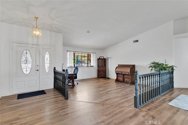 18596 Fairburn Street, Hesperia, CA 92345