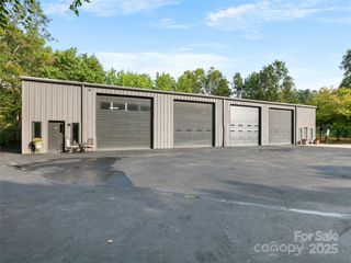 284 New Leicester Highway, Asheville, NC 28806