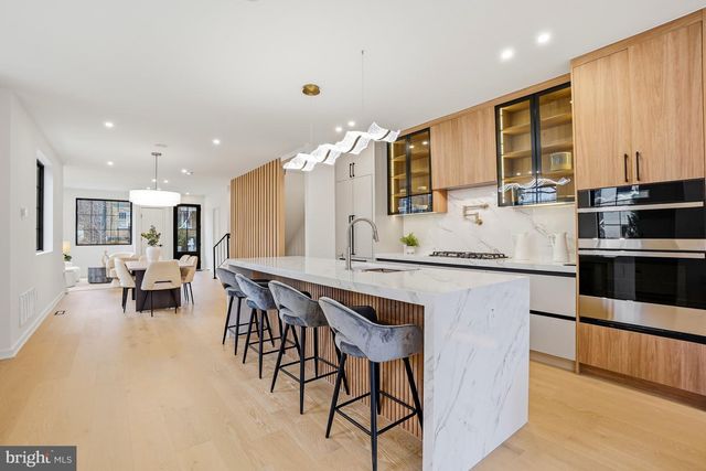 3554 T ST NW, Washington, DC 20007