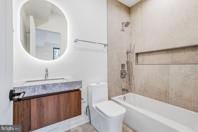 3554 T ST NW, Washington, DC 20007