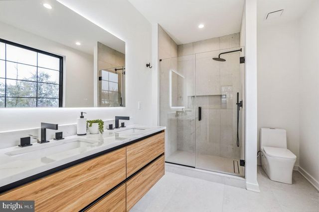 3554 T ST NW, Washington, DC 20007