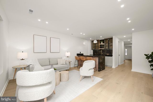 3554 T ST NW, Washington, DC 20007