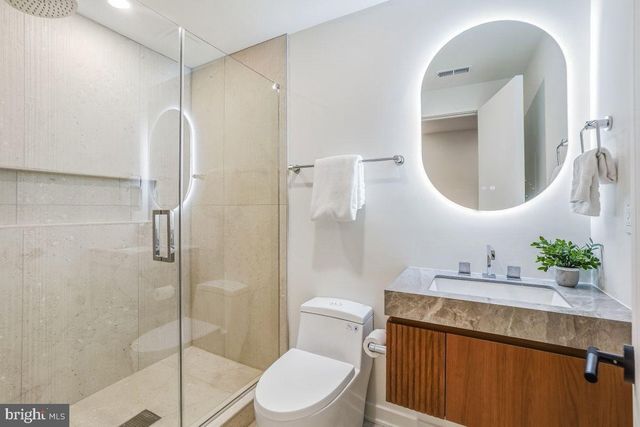 3554 T ST NW, Washington, DC 20007