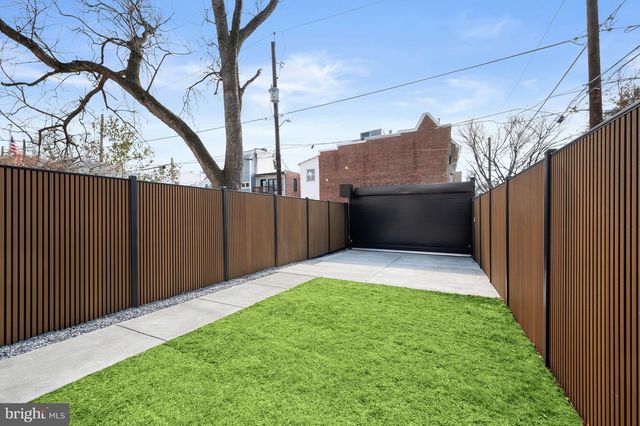 3554 T ST NW, Washington, DC 20007