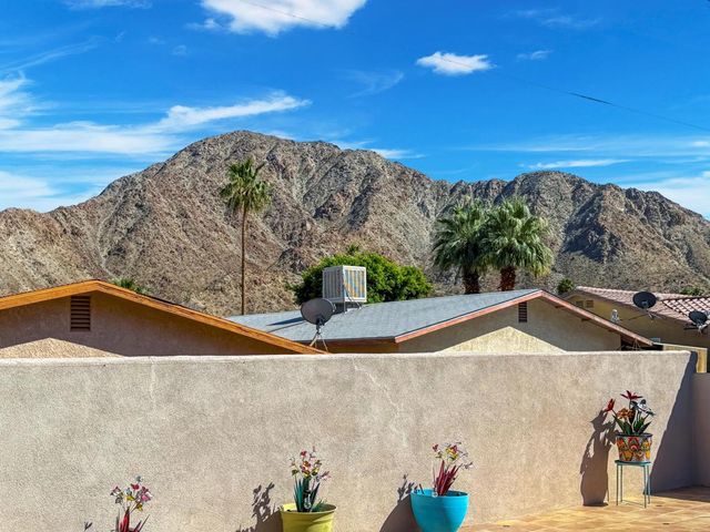 54140 Avenida Herrera, La Quinta, CA 92253