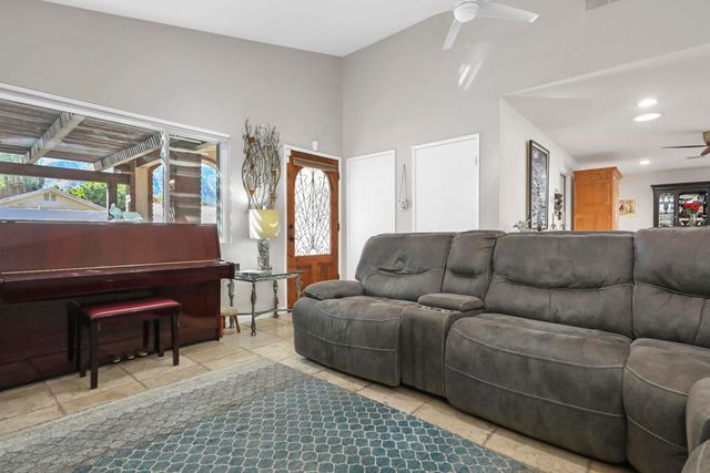 54140 Avenida Herrera, La Quinta, CA 92253