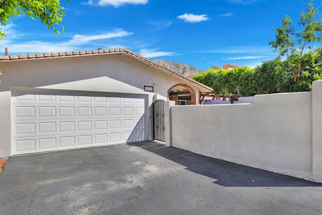 54140 Avenida Herrera, La Quinta, CA 92253