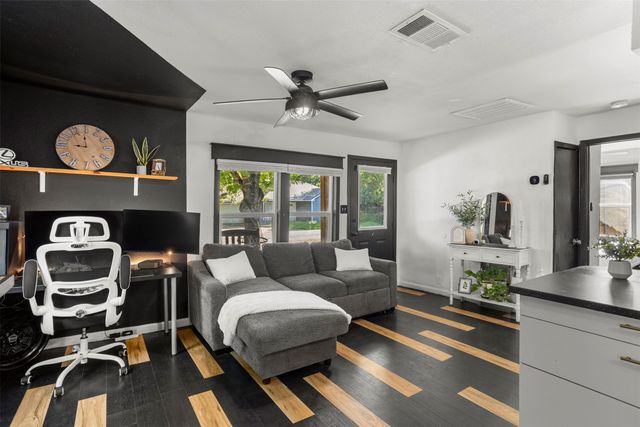 505 E Ross Street, Waxahachie, TX 75165