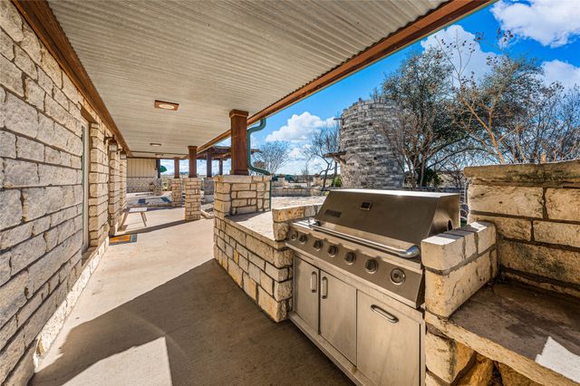 2820 Talbert Ranch Road, China Spring, TX 76633