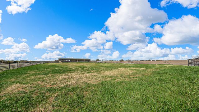 2820 Talbert Ranch Road, China Spring, TX 76633