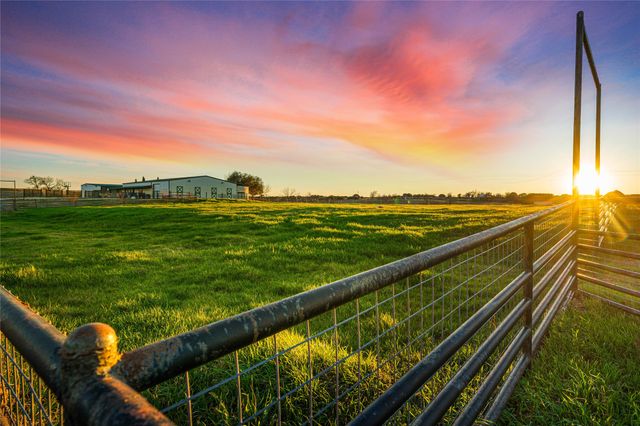 2820 Talbert Ranch Road, China Spring, TX 76633