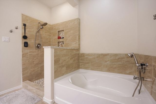 4328 Santo Domingo Street UNIT A, Santa Fe, NM 87507