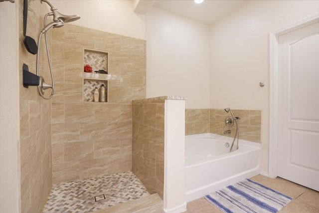 4328 Santo Domingo Street UNIT A, Santa Fe, NM 87507