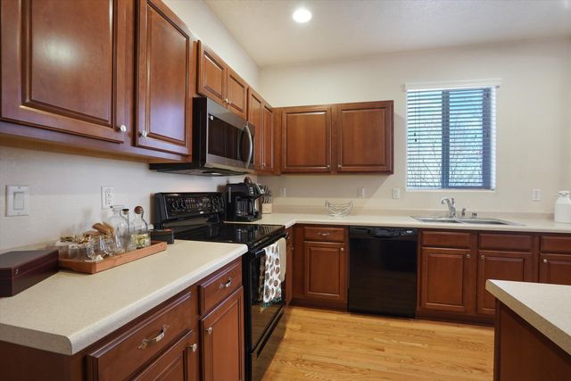 4328 Santo Domingo Street UNIT A, Santa Fe, NM 87507