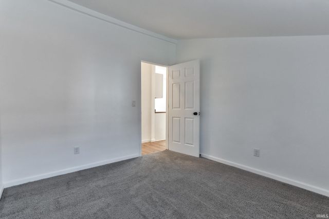 217 Monroe Street, Newburgh, IN 47630