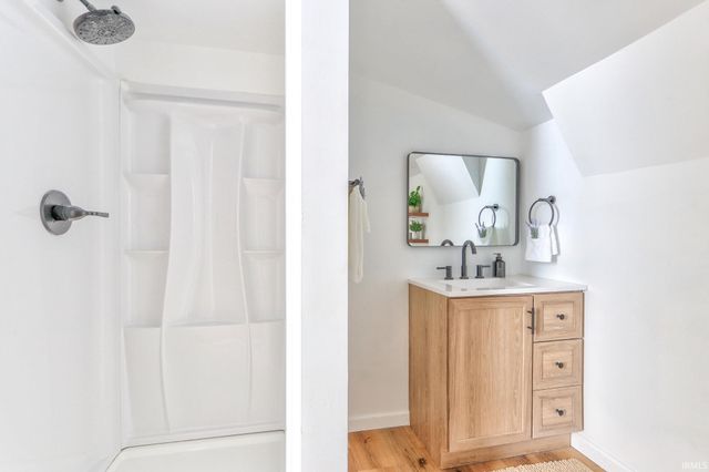 217 Monroe Street, Newburgh, IN 47630