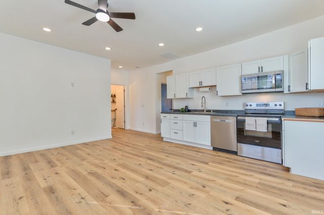 217 Monroe Street, Newburgh, IN 47630