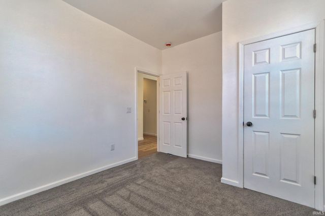 217 Monroe Street, Newburgh, IN 47630