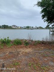 195 Beulah Lane, Newport, NC 28570