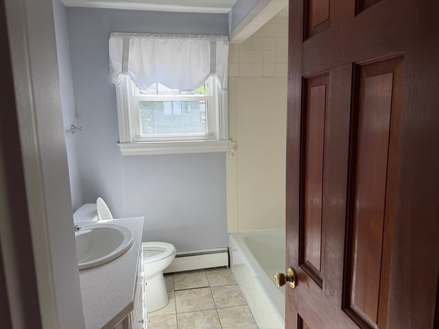 10 Darby St, Tewksbury, MA 01876