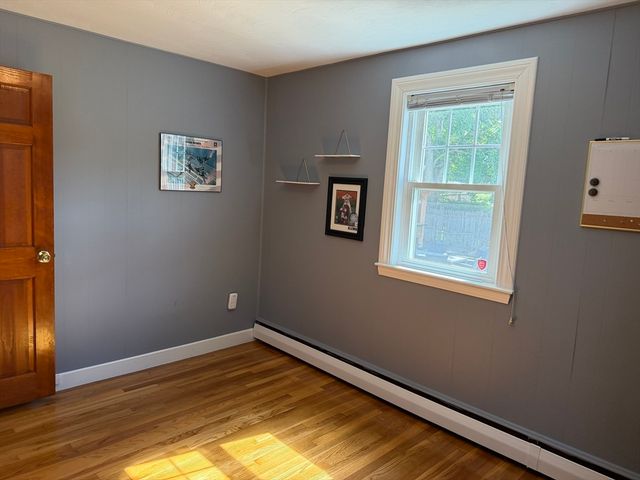 10 Darby St, Tewksbury, MA 01876