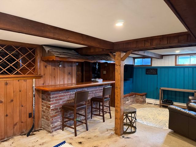 10 Darby St, Tewksbury, MA 01876
