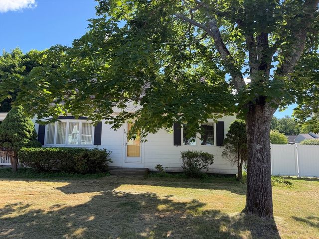 10 Darby St, Tewksbury, MA 01876