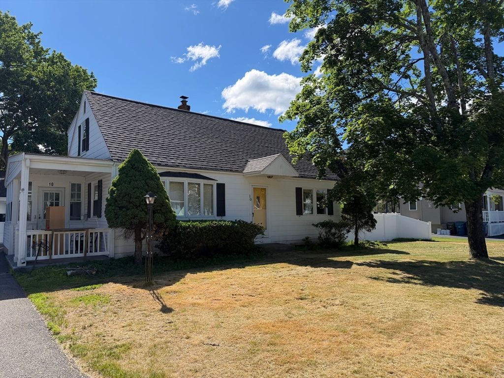 10 Darby St, Tewksbury, MA 01876