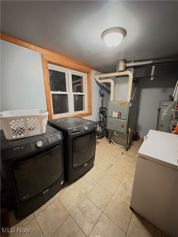 4542 Bloomfield Road, Cambridge, OH 43725