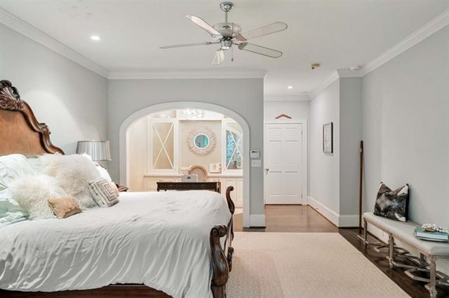 221 Robin Hood NE Road, Atlanta, GA 30309