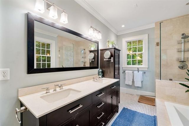 221 Robin Hood NE Road, Atlanta, GA 30309