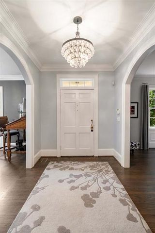 221 Robin Hood NE Road, Atlanta, GA 30309