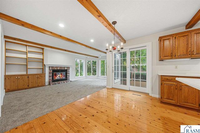 1029 Oak Terrace Drive, North Mankato, MN 56003