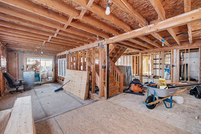 14325 Lakeshore Drive, Holly Township, MI 48442