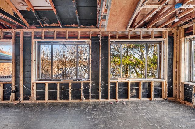 14325 Lakeshore Drive, Holly Township, MI 48442