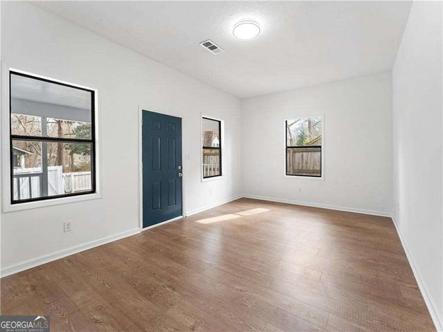 37 Johnson Road NW, Atlanta, GA 30318