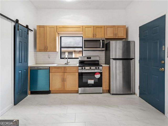 37 Johnson Road NW, Atlanta, GA 30318