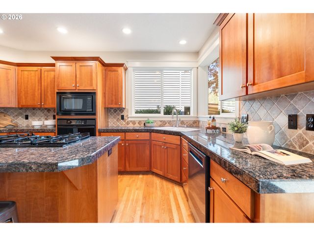 3578 Nw GERRITZ Ter, Portland, OR 97229