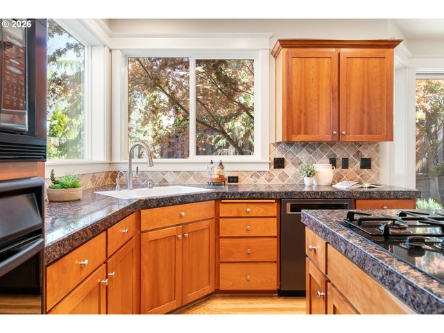 3578 Nw GERRITZ Ter, Portland, OR 97229