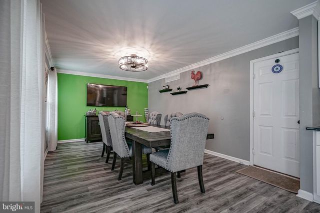 7 DAFFODIL DR, Sicklerville, NJ 08081