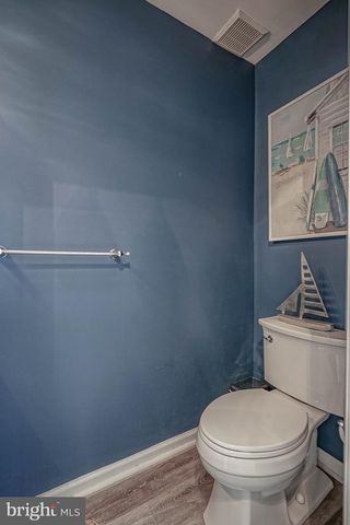 7 DAFFODIL DR, Sicklerville, NJ 08081