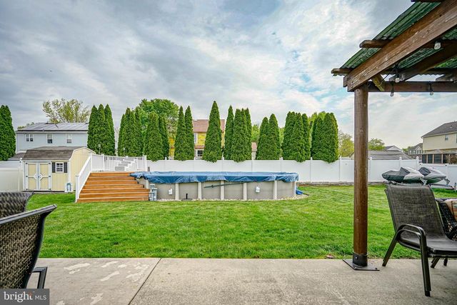 7 DAFFODIL DR, Sicklerville, NJ 08081