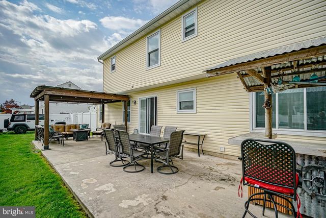 7 DAFFODIL DR, Sicklerville, NJ 08081