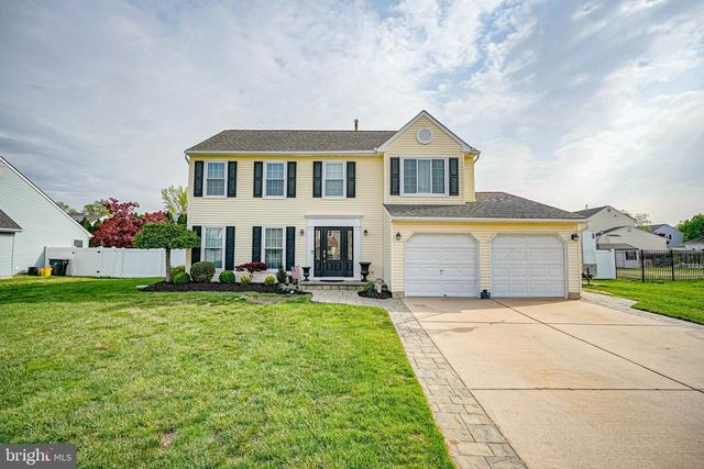 7 DAFFODIL DR, Sicklerville, NJ 08081