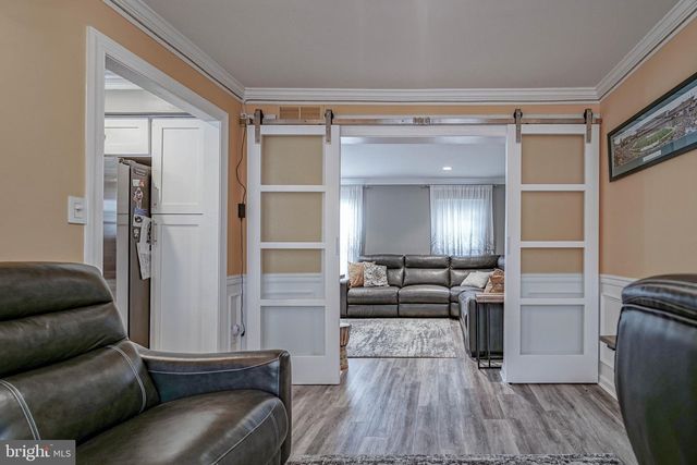 7 DAFFODIL DR, Sicklerville, NJ 08081