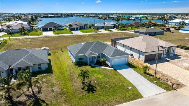3510 NW 41st PL, Cape Coral, FL 33993